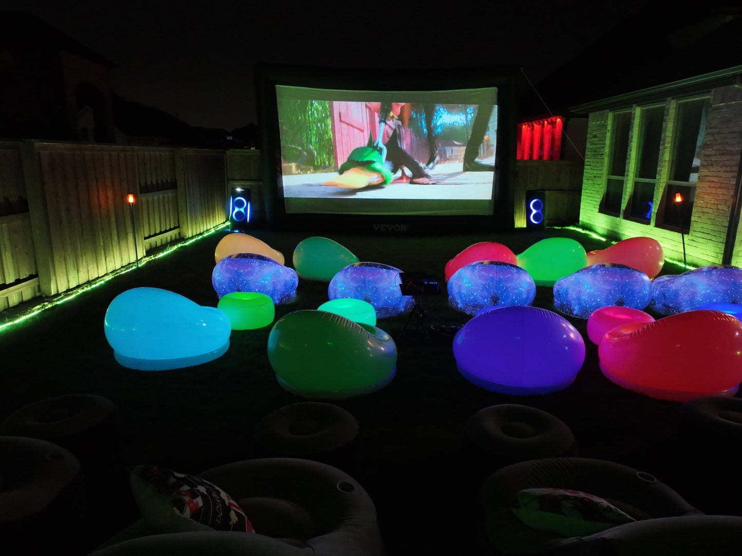 Backyard Movie Theater - VIP - Backyard Movie Theater