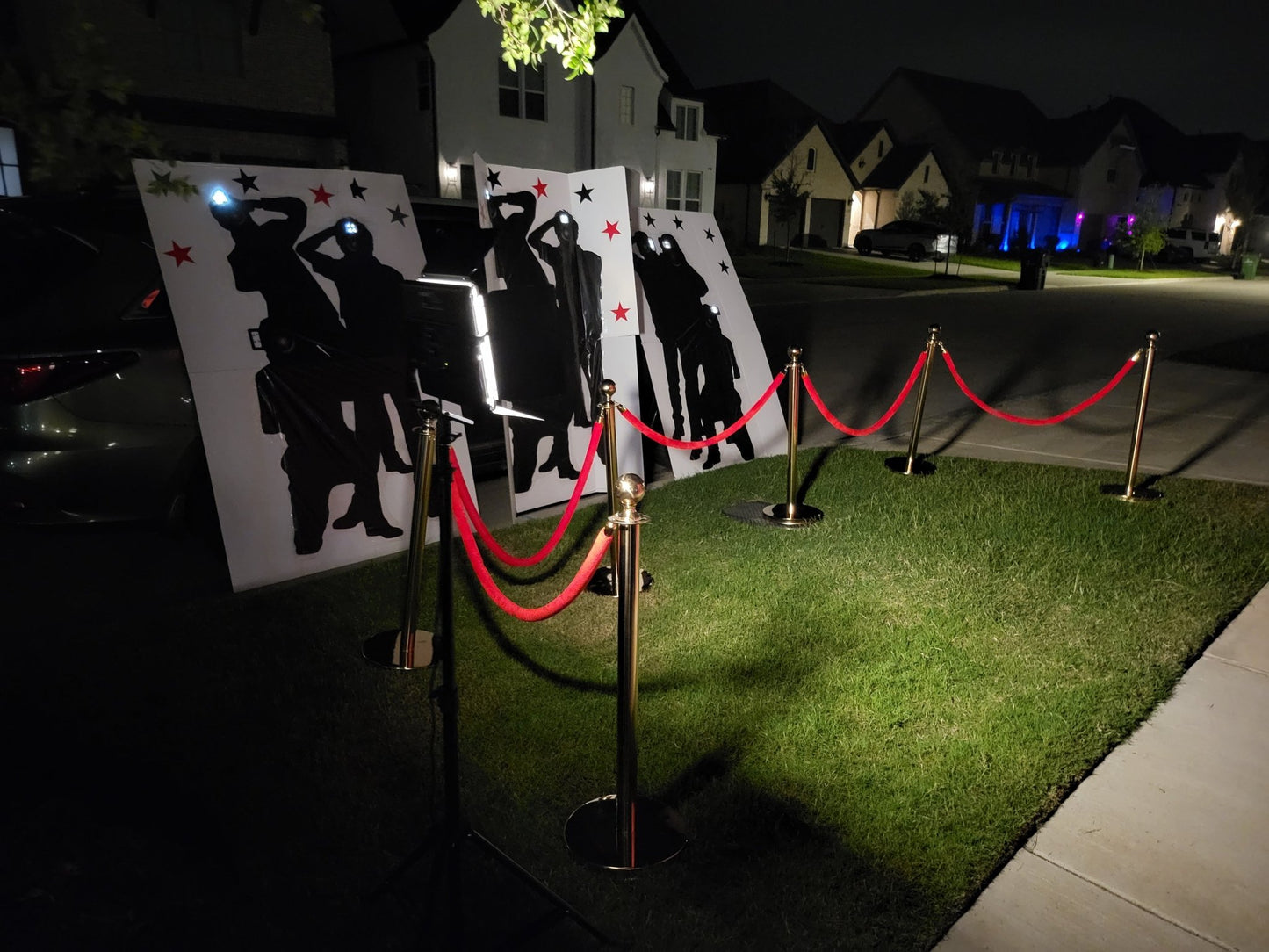 Backyard Movie Theater - VIP - Backyard Movie Theater