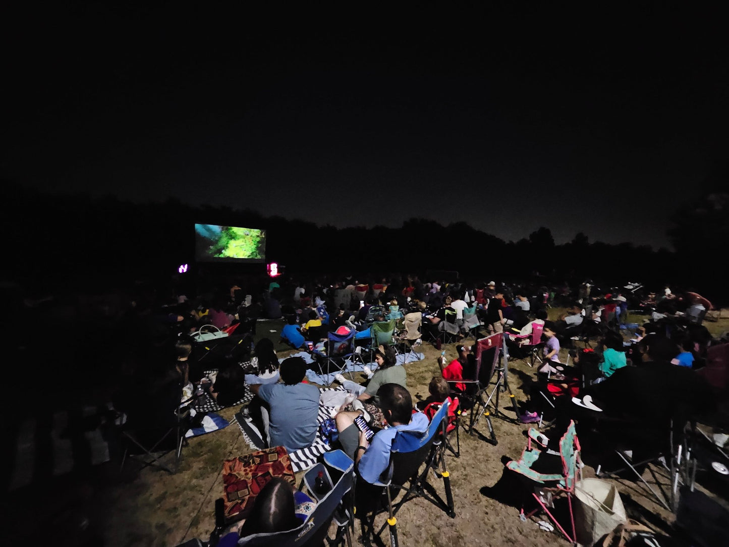 20 Foot Inflatable Movie Screen Rental – School Events & PTA Fundraisers - Backyard Movie Theater