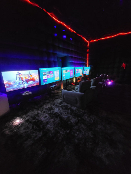 Gaming Club - VIP - Backyard Movie Theater