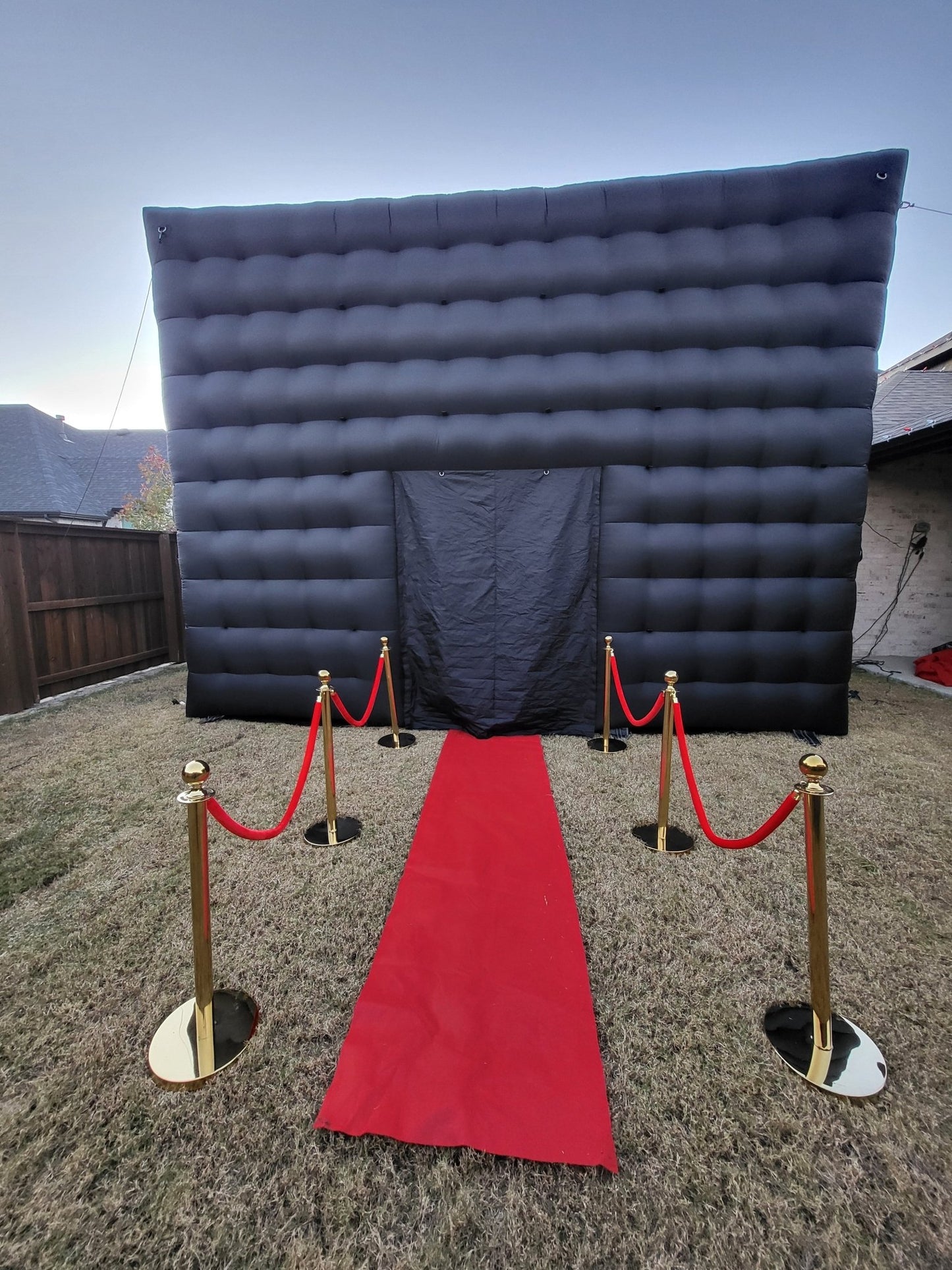 Gaming Club - Backyard Movie Theater