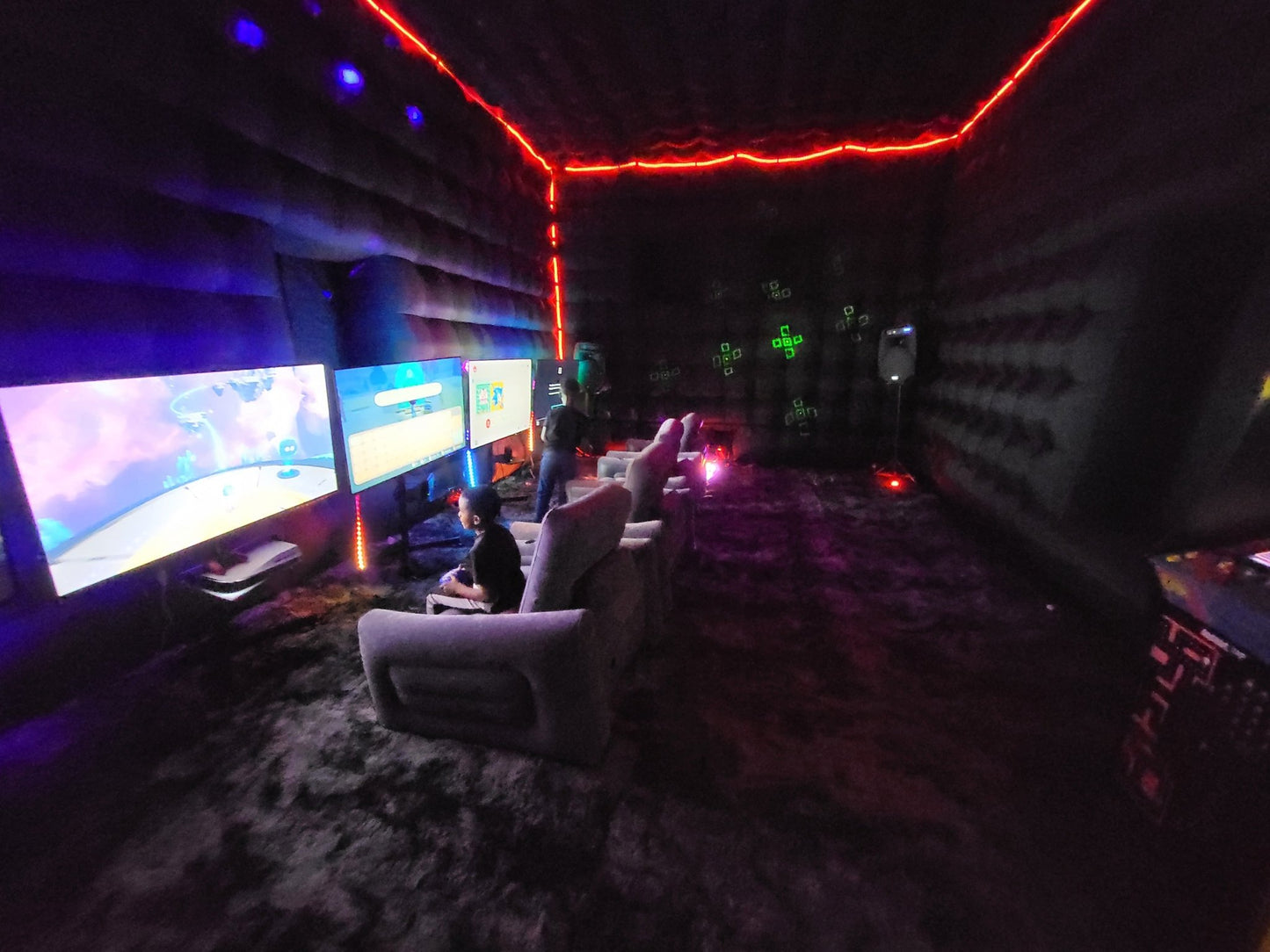 🎮 Ultimate Backyard Gaming Setup - Qty. 3 (Rental) - Backyard Movie Theater